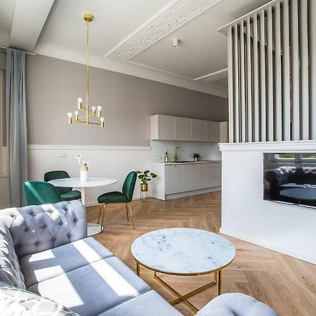 Homewell Boutique Apartments Poznań Exteriör bild